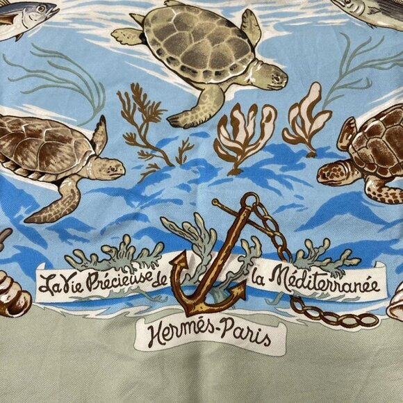 HERMES Carre 90 - Light Blue Multi Scarf 250-072225 - Picture 2 of 5